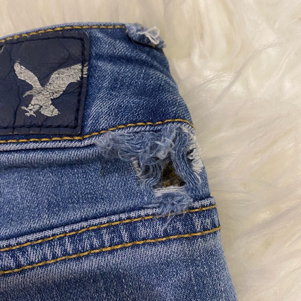 American Eagle Midi Super Stretch Jean Shorts - Picture 5 of 6